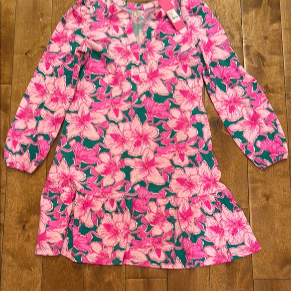 Lilly Pulitzer Dresses & Skirts - Lilly Pulitzer Vibrant Pink Floral Dress XS NWT
